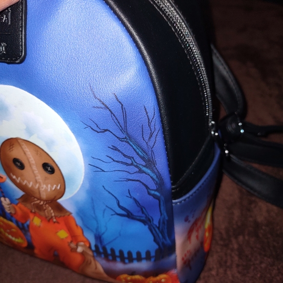 Loungefly glow in the dark mini backpack - Picture 7 of 10